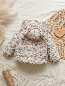 1件女婴冬季拉链长袖数码印花羽绒服，适合户外旅行，提供充足的保暖保护，时尚实用，让宝宝在冬季探险中既温暖又时尚。