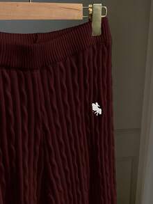 CovetEZ 女士秋冬骑士图案直筒宽松休闲针织裤 - 酒紅色 - 查看 8