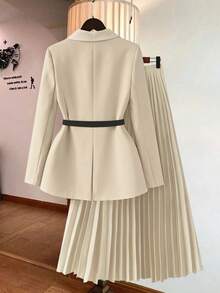 GlowEve 女士纯色披肩领长袖夹克和百褶中长裙优雅套装 - 杏色 - 查看 2