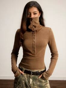 Easelle Camiseta Ajustada de Gola Alta com Meia Abertura, Cor Sólida Simples para Uso Casual e Diário, Outono/Inverno