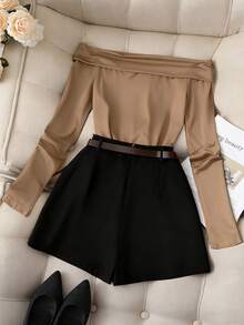 Franclia 休闲时尚通勤百搭黑色单肩褶皱长袖上衣搭配卡其色短裤/半裙（含腰带），女士两件套套装，春秋季 - 卡其色 - 查看 2