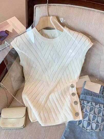 Franclia Plus Size Crew Neck Solid Color Sleeveless Casual Minimalist Knit Top