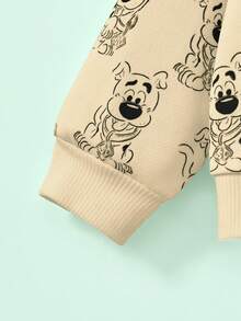 SCOOBY-DOO X SHEIN Bộ đồ thể thao dài tay in chữ và hình chú chó con hoạt hình cho bé trai và quần nỉ màu nâu - Màu Khaki - Xem 4