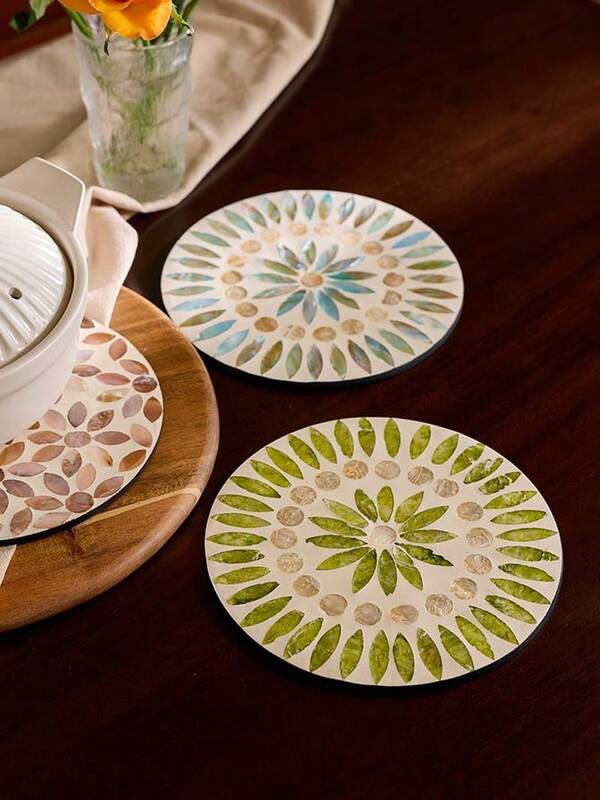 Cirelle 1pc Scandinavian-Style Heat-Resistant Placemat, Round Shell Pattern Table Mat, High-End Luxury European-Style Western Dining Mat & Round Tray