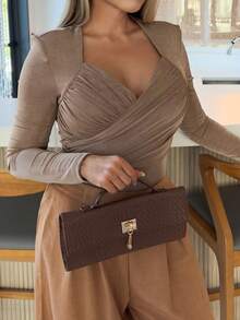 Cioccolato Body vert olive unicolore plissé asymétrique à manches longues croisées près du corps pour femme, en tricot extensible, élégant et classique pour le bureau et la tenue casual, adapté aux couches d'automne/hiver. Body vert femme, body à manches longues, body vert - Kaki - Voir 3