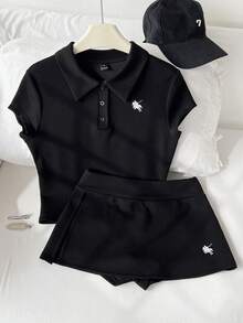 Elamini Bộ áo thun ôm cổ polo thêu hình ngựa tối giản thường ngày dành cho nữ + quần váy ngắn cạp thấp - màu đen - Xem 4