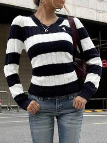 SHEIN Tween Girl Striped Sweater Suitable For Casual Wear, Back To School Wear, Home Style, Daily Wear, School Wear, Travel Wear, Sports Wear, Winter Wear, Christmas Wear, New Year Wear, Preppy Style Autumn Winter White And Black Striped Sweater Knit Sweater Cute Sweater Unisex Cable Knit Sweater - Black and White - View 1