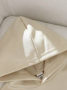 SHEIN 两件套女宝宝甜美可爱休闲米色字母印花长袖套头连帽卫衣上衣和弹力腰运动裤套装，质地柔软舒适，适合户外、学校、日常穿着，春秋冬季皆宜。 - 卡其色 - 查看 3