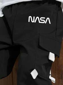 SHEIN Tween 男童休闲运动图案印花口袋宽松抽绳工装裤，适合通勤、上学、日常休闲、旅行、运动、春夏秋冬 - 黑色 - 查看 4