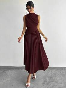 Firerie 女士优雅荷叶边无袖A字连衣裙/伞裙/返校季/学生装/派对/老钱风/外出装/派对装/办公室装/仿杏色半身裙 - 酒紅色 - 查看 8