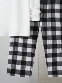 SHEIN Bộ 2 món/Bộ áo thun cổ tròn tay dài và quần kẻ sọc cho bé trai tuổi teen, trang phục cơ bản đa năng thích hợp mặc ở nhà, đi làm, đi học, thường ngày, đi nghỉ, ngoài trời, tiệc tùng, thu/đông - Nhiều màu - Xem 8