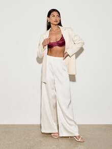 AiiRZ 缎面蕾丝边装饰钢圈文胸，贴身内衣上装 - 酒紅色 - 查看 4