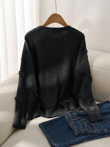 CosyJoli 大码女式圆领宽松休闲舒适套头毛衣，侧边流苏设计 - 黑與白 - 查看 2