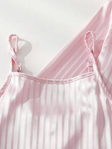 Bộ đồ ngủ 2 món bằng vải dệt kim sọc hồng dễ thương thanh lịch dành cho bé gái gồm áo dài tay và quần dài - Màu Hồng baby - Xem 5