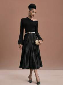 JIAN LASALA Maglione asimmetrico con spalle scoperte e maniche a campana, lavorazione strutturata, pullover nero da donna per l'inverno, top nero da festa con spalle scoperte, top sexy nero a coste, top nero a coste con spalle scoperte, top elegante da spiaggia per invitati a matrimoni - nero - Visualizzare 1