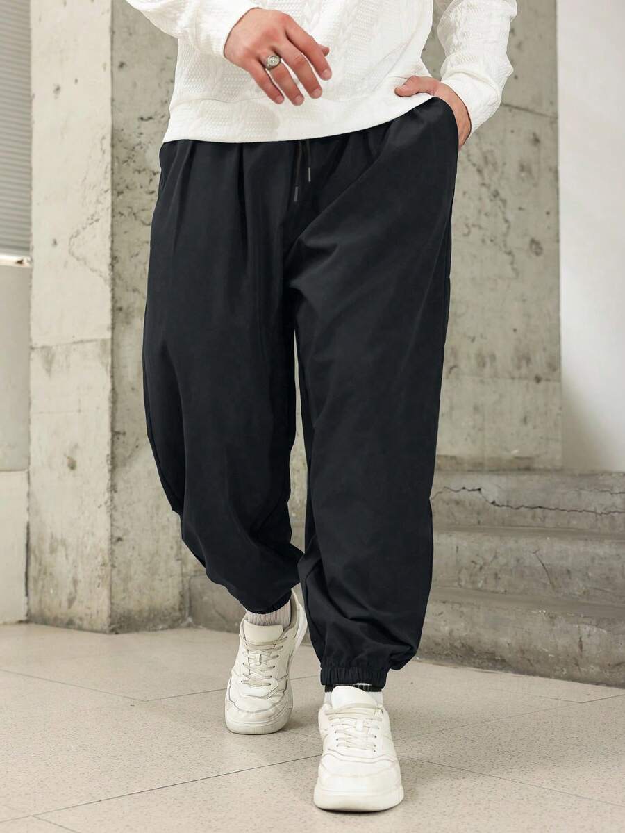 Manfinity Homme Plus Size Solid Color Loose Casual Cargo Pants With Pockets - Black - View 1
