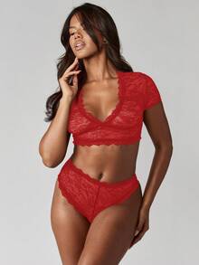MISSGUIDED Conjunto de lencería de dos piezas con bralette de encaje y ropa interior de talle alto para el Día de San Valentín - Rojo - Ver 1