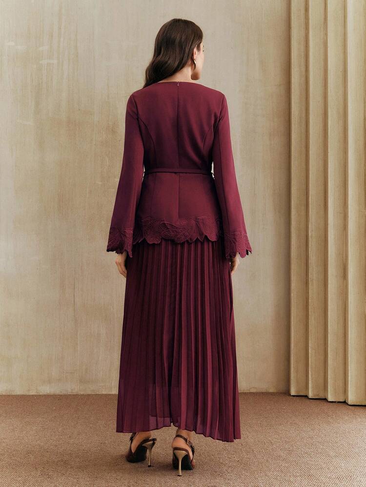 Women's Autumn/Winter Burgundy Vintage Elegant Embroidered Waist Belt Pleated Dress, Suitable For Fall, Winter, New Year, Party, Wedding, Elegant, Chic, Stylish, Formal