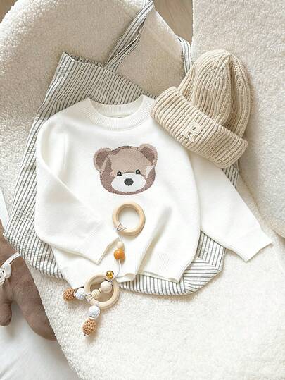 SHEIN Playful Pals كنزة صوفية كاجوال بياقة مستديرة وأكمام طويلة مصنوعة من الأقمشة المحبوكة بنقشة الدب للأطفال الصغار