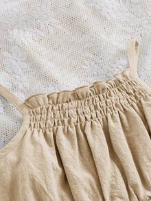 女婴荷叶边吊带连体衣，舒适可爱，适合夏季穿着 - 卡其色 - 查看 3