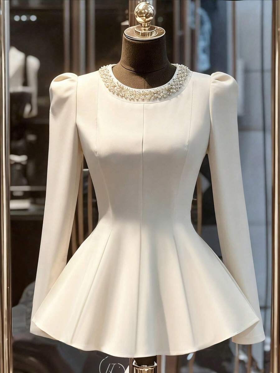 Franclia 女士优雅衬衫，轻盈奢华，适合派对和约会。感恩节衬衫，圆领，手工串珠装饰，腰部下摆，后背拉链。白色女士衬衫，女士冬季服装，女士优雅衬衫，圣诞节套头衫，女士衬衫，新年服装 - 白色 - 查看 1