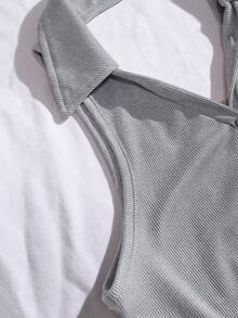 Glimmora 女士时尚休闲街头风 Polo 领翻领修身露背 V 领无袖上衣 - 淺灰色 - 查看 3