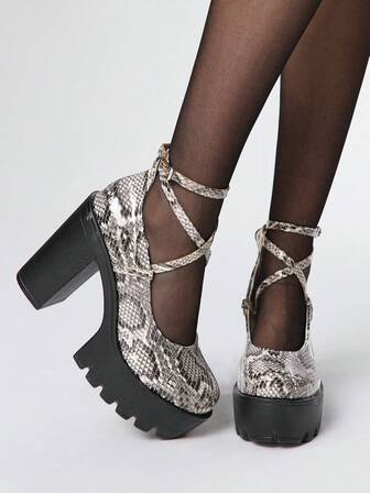 Damen Geschlossene Zehen Kreuz-Riemen Mary Jane Schuhe, Punk Goth Plateau Dicke Absatz Ein-Riemen Schnallen Riemen JK Uniform Schuhe, Wasserdichte Arbeitsschuhe mit Absatz