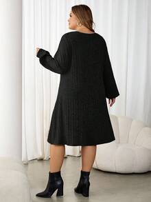 SHEIN CURVE+ Váy ngắn tay dài dệt kim chải kỹ màu nâu cỡ lớn dành cho nữ mùa thu đông - màu đen - Xem 2