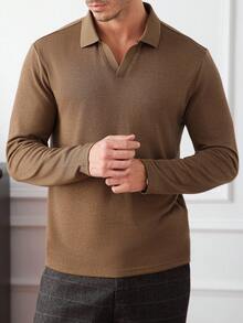 Core Aspect Chemise polo à manches longues col V unie marron café coupe régulière pour hommes, style "Old Money", style décontracté et simple. Chemise polo à manches longues pour hommes en automne, en tricot crocheté, de couleur unie, chemise polo en tricot, chemise polo décontracté, chemise polo col V, convient pour les sorties quotidiennes, les rassemblements entre amis, les week-ends décontractés, un excellent cadeau pour le petit ami ou le mari. Chemise polo en tricot marron best-seller sur INS pour hommes. - Marron - Voir 4