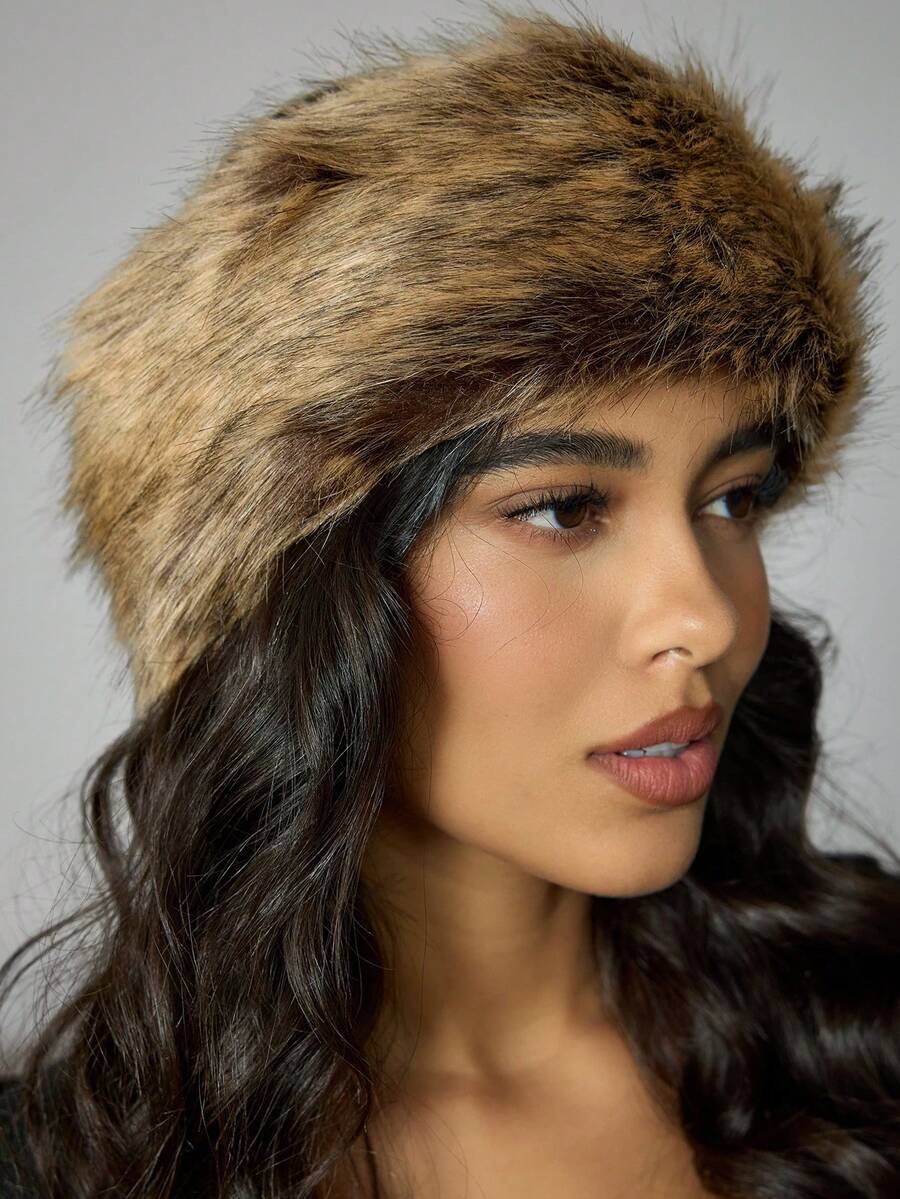 CHICVUE 1pc Fashionable Brown Plush Winter Hat Gifts