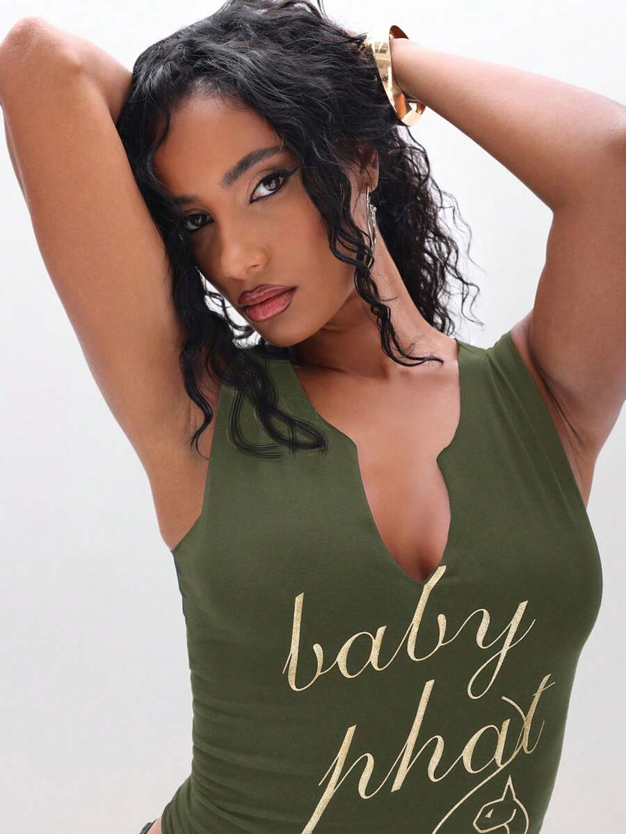 BABYPHAT 女士休闲夏季无袖露肩背心，饰有字母印花设计 - 軍綠色 - 查看 1