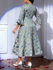 SHEIN Lady فستان أنيق للنساء بأكمام واسعة وطبعات جاكارد متوسط الطول