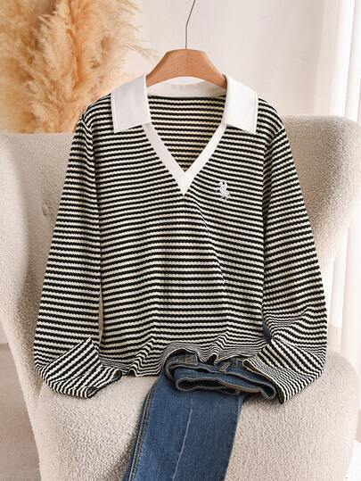 CosyJoli Plus Size V-Neck Striped Patchwork Slim Fit T-Shirt