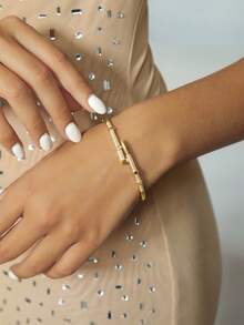 CUCCOO SZL 1件优雅搭扣钉手镯，铜质微镶锆石手镯设计，高端开口手镯，适合作为节日礼物