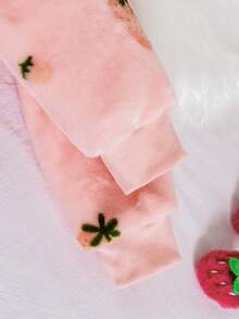 Elladie kids 少女甜美可爱草莓毛绒拉链开衫外套，适合日常休闲穿着，春季、秋季、冬季、假期、开学季皆可穿着。 - 粉色 - 查看 6