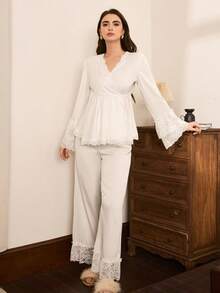 Moireta French Elegant Mature Romantic Lace Patchwork Satin Long Sleeve Women Pajama Set, Fall & Winter Clothes - White - View 4
