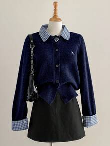 Sweetra 秋冬新款小马刺绣格子拼接二合一时尚宽松学院风长袖开衫 - 藏蓝色 - 查看 6