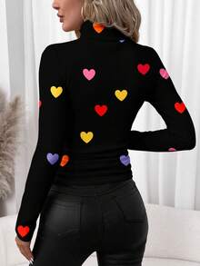 SHEIN Clasi 女士休闲简约高领T恤，适合日常穿着，心形印花 - 彩色 - 查看 2