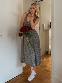 DAZY Váy ngủ nữ không tay cổ bèo nhún họa tiết hoa nhỏ xinh xắn - Xám - Xem 6