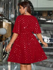 SHEIN Clasi Váy cocktail nhẹ nhàng thanh lịch đính sequin laser cỡ lớn cho nữ - Đỏ - Xem 2