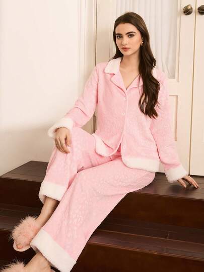 Moireta Elegante Roze Leopard Jacquard Patchwork Thick Contrast Fringe Collar Button Front Long Sleeve Cozy Pyjama Set Fluffy Clothes view 4