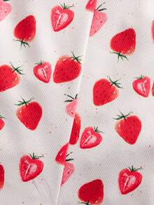 新生女婴可爱针织草莓连脚裤，适合秋冬季