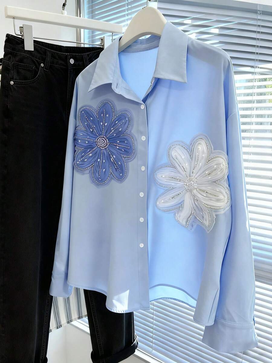 Resyla 宽松优雅蓝色串珠网纱花朵装饰女式衬衫，适合工作、夏季、沙滩和度假穿着。 - 藍色 - 查看 1