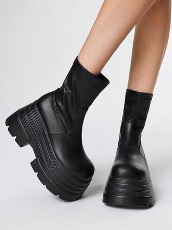 Grunge Punk بوت نسائية ذات كعب منصة متعددة الطبقات، أصبع قدم دائري، طراز بانك داكن، مطاطية، جلد علوي، موديل جديد للخريف/الشتاء، بوت كاجوال يومية، طراز بانك، بوت فارس متوسطة الساق