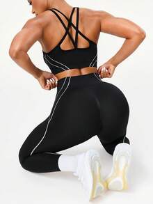 Seamluxe SHEIN Sport Women's Seamless Black Sports Bra With White Line Decor, Suitable For Fitness, Yoga, Daily Wear Strappy Sports Bra Workout Top With Bra Sexy Workout Set Gym Tops For Women Criss Cross Criss Cross Sports Bra Exercise Wrestling