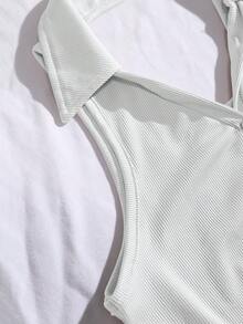 SHEIN 女士时尚休闲街头风 Polo 领翻领修身露背 V 领无袖上衣 - 白色 - 查看 6