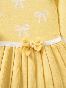 SHEIN Playful Pals Baby Girl Casual, Fashionable And Cute Bow Yellow Pleated Sweater Dress Suitable For Autumn And Winter Seasons, Christmas - Yellow - View 11