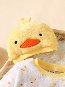 SHEIN 2 pièces/Set Vêtements pour bébé garçon, Top en polaire imprimé canard et poussin mignon + Pantalon en polaire de couleur unie avec chapeau, Tenue décontractée d'hiver
