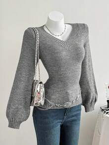 SHEIN Sparklyn 一件青少年女孩时尚V领灰色修身灯笼袖毛衣，休闲风格，厚度适中，下摆和袖口整齐，面料柔软舒适，适合日常穿着、上学、购物、聚会等场合，秋冬季灰色长袖上衣灰色毛衣灰色夏季 - 灰色 - 查看 6