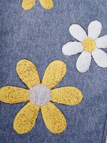 Sparklyn Tween Girl Denim Overalls For Spring & Summer Featuring A Fresh, Sweet And Vibrant Sleeveless Silhouette, With A Relaxed Wide-Leg Cropped Cut. The Light Denim Blue Base Is Adorned With Small Yellow And White Daisy Embroidery, Perfect For Daily Streetwear, School Outfits, Casual Getaways And Other Versatile Occasions. - Blue - View 4